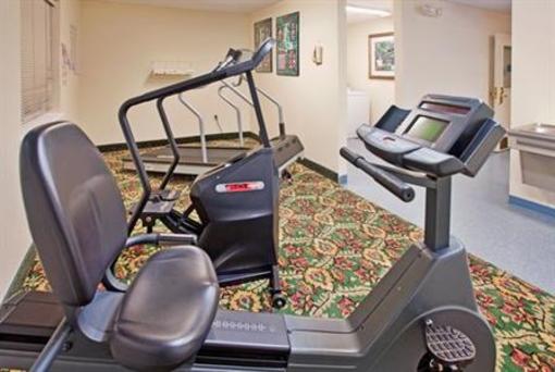 фото отеля Candlewood Suites Columbia