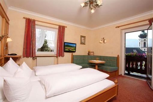 фото отеля Hotel Edelweiss Reit im Winkl