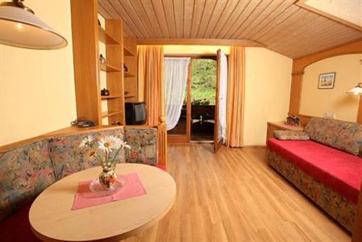 фото отеля Hotel Edelweiss Reit im Winkl