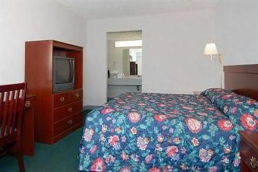 фото отеля Econo Lodge Sharonville