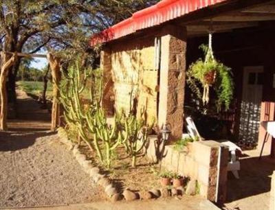 фото отеля Hostal Quinta Adela