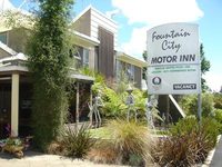 Fountain City Motor Inn