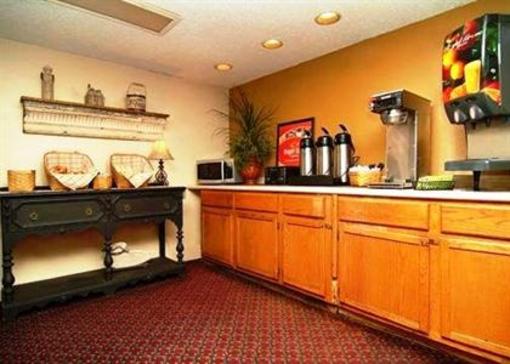 фото отеля Econo Lodge West Memphis
