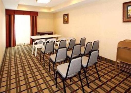 фото отеля Comfort Suites South Haven