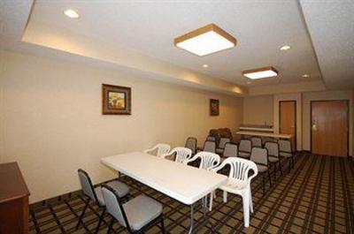 фото отеля Comfort Suites South Haven