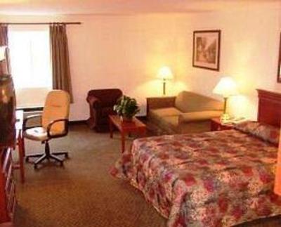 фото отеля Baymont Inn & Suites Fairborn