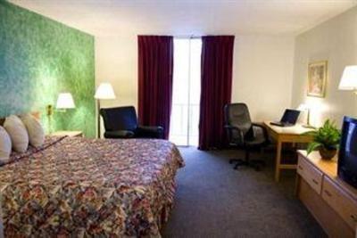 фото отеля Guesthouse Inn and Suites Lewiston