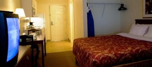 фото отеля Home-Towne Suites Tuscaloosa