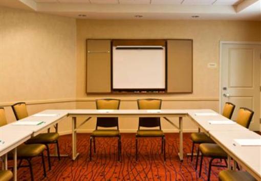 фото отеля Residence Inn Moline Quad Cities