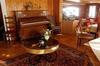фото отеля Hotel Du Chamois Chateau-d'Oex (Switzerland)