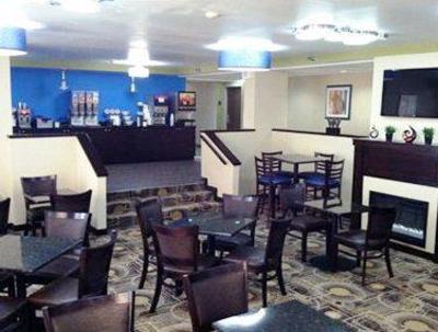 фото отеля Comfort Inn & Suites Airport Clearwater