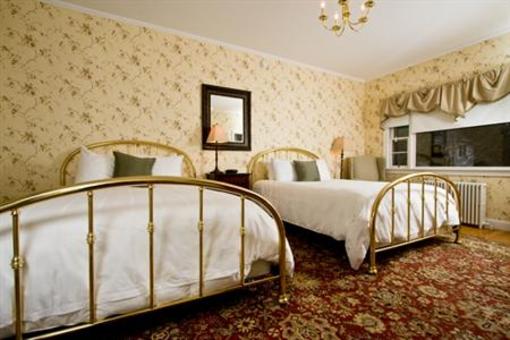 фото отеля Newport Blues Inn