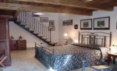 фото отеля Agriturismo La Casa Del Ghiro Pimonte