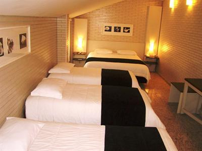 фото отеля Confiance Inn