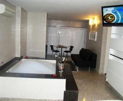 фото отеля Confiance Inn
