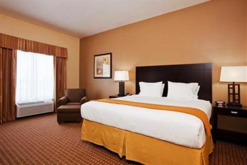 фото отеля Holiday Inn Express Hotel & Suites Houston-Alvin