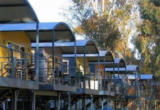 фото отеля BIG4 Deniliquin Paringa Holiday Park Cabins