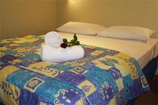 фото отеля BIG4 Deniliquin Paringa Holiday Park Cabins