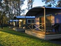 BIG4 Deniliquin Paringa Holiday Park Cabins