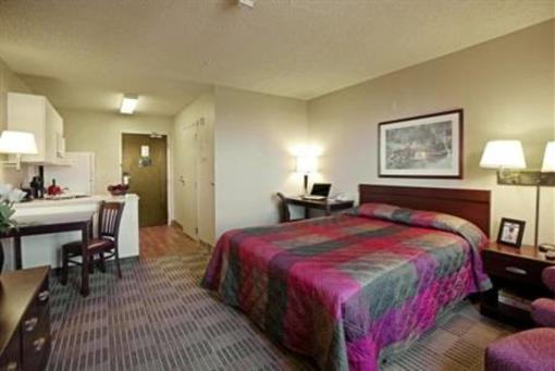 фото отеля Extended StayAmerica Phoenix - Deer Valley