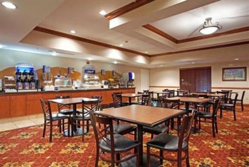 фото отеля Holiday Inn Express Longmont