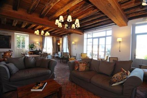 фото отеля Hostellerie de la Tour d'Auxois