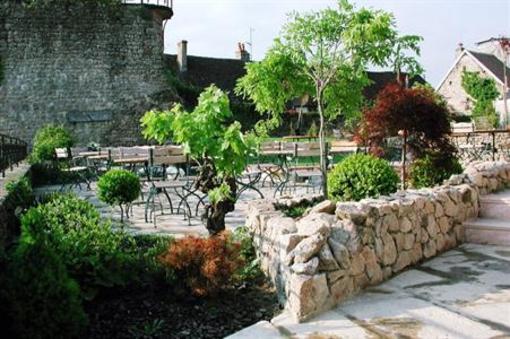 фото отеля Hostellerie de la Tour d'Auxois