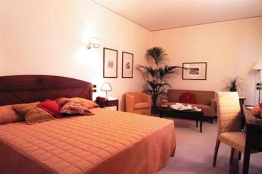 фото отеля Grand Hotel Paestum Tenuta Lupo'