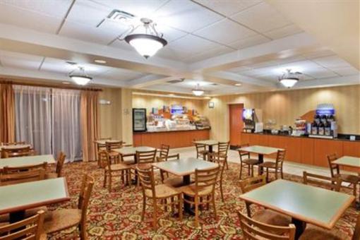 фото отеля Holiday Inn Express Carrollton