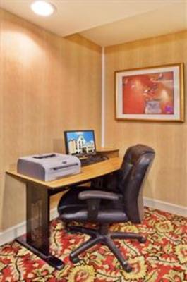фото отеля Holiday Inn Express Carrollton