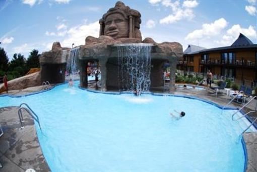 фото отеля Polynesian Resort Hotel Wisconsin Dells