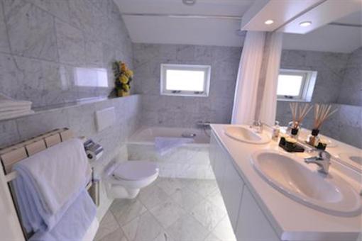 фото отеля Appartementen Huize Mare Bergen aan Zee