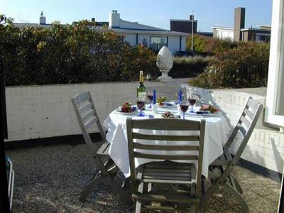 фото отеля Appartementen Huize Mare Bergen aan Zee