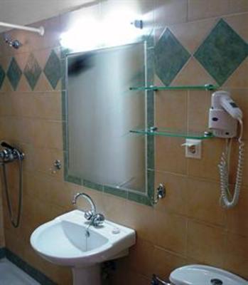 фото отеля Nereides Apartments Marathokampos