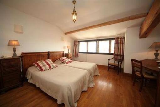 фото отеля Hotel Des Consuls Castelnau-de-Montmiral