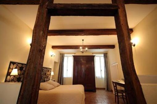 фото отеля Hotel Des Consuls Castelnau-de-Montmiral