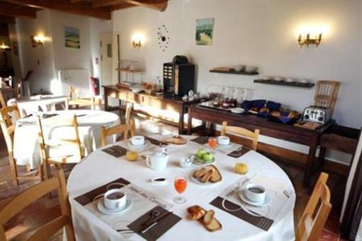 фото отеля Hotel Des Consuls Castelnau-de-Montmiral