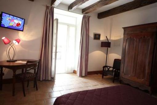 фото отеля Hotel Des Consuls Castelnau-de-Montmiral