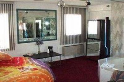 фото отеля Boulder Inn & Suites