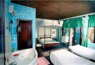 фото отеля Hotel Captain Vasilis
