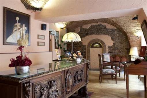 фото отеля Hotel Don Carlos Caceres