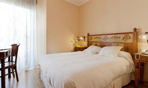 фото отеля Hotel Don Carlos Caceres