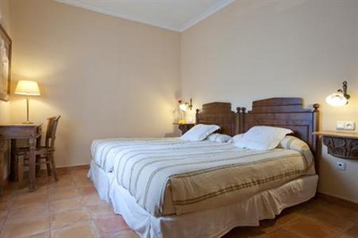 фото отеля Hotel Don Carlos Caceres