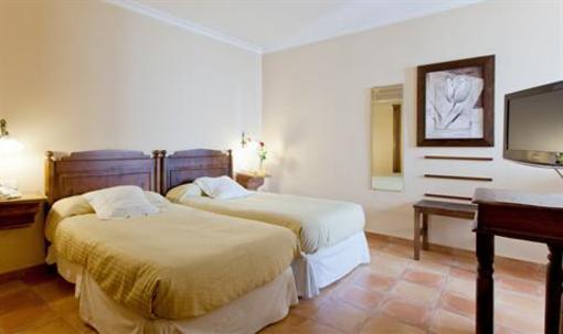 фото отеля Hotel Don Carlos Caceres