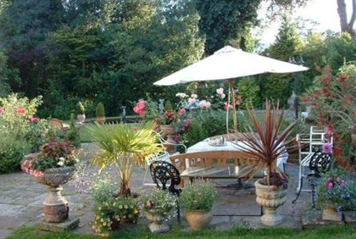 фото отеля Glangrwyney Court Bed & Breakfast Crickhowell
