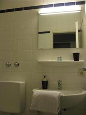 фото отеля Apartments Lindwurm70