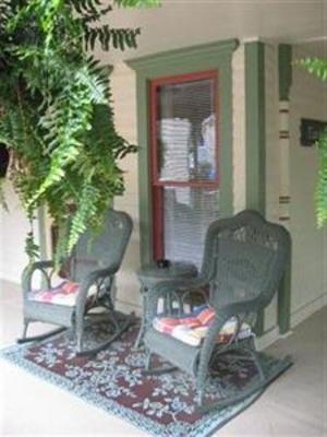 фото отеля Heart of the Hills Inn Eureka Springs