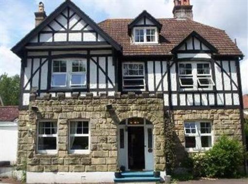 фото отеля Castle Lodge Guest House Horley