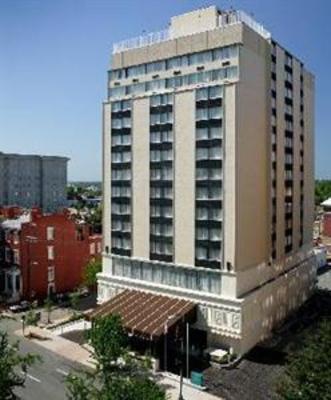фото отеля Doubletree Hotel Richmond Downtown