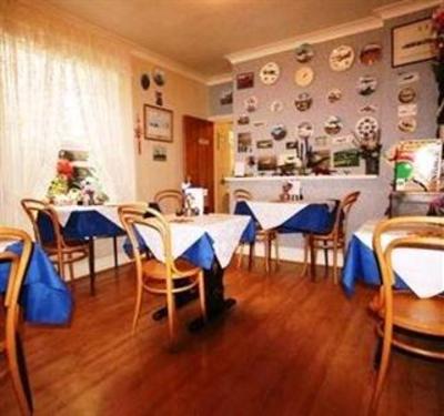 фото отеля Abbey Lodge Guest House Portsmouth